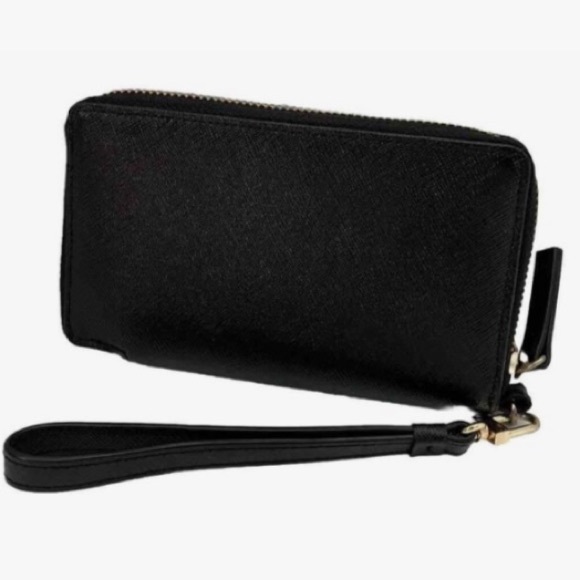 ‘Like-new’ Halogen Wristlet Wallet - Picture 4 of 4